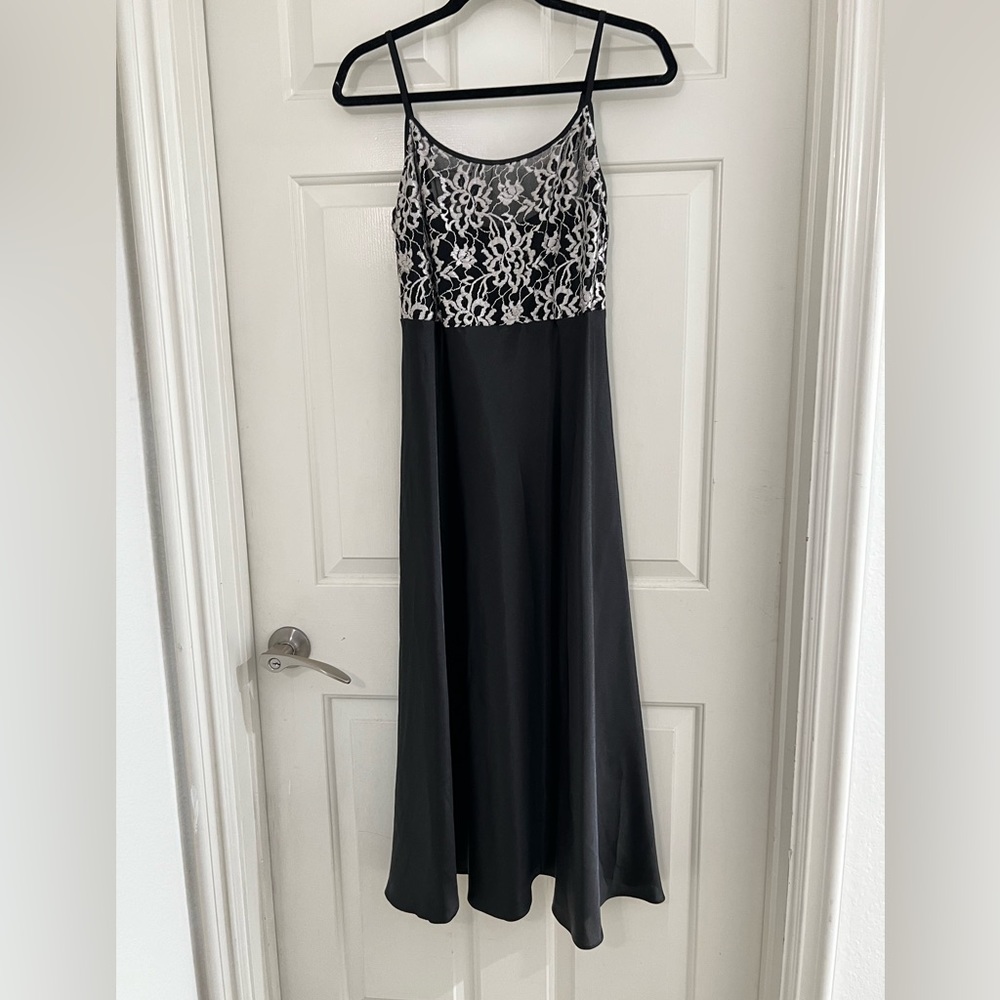 Jones New York black nightgown negligee dress black satin with  sheer lace top